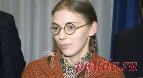 «Мне пришлось заново осваивать русский язык»: Нелли Уварова рассказала, как подростком выживала в Москве . Милая Я