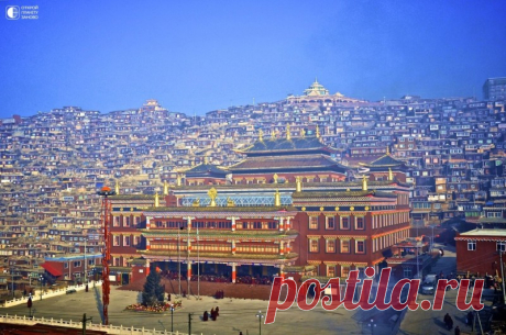 Ларунг Гар. Буддийский инстутут в Тибете
