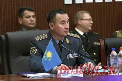 В Казахстане назначили нового министра обороны. Президент Казахстана Касым-Жомарт Токаев назначил Мурата Бектанова новым министром обороны республики. До этого Бектанов занимал пост начальника Генерального штаба Вооруженных сил (ВС) республики и первого заместителя главы Министерства обороны, коим до ухода в отставку был Нурлан Ермекбаев.