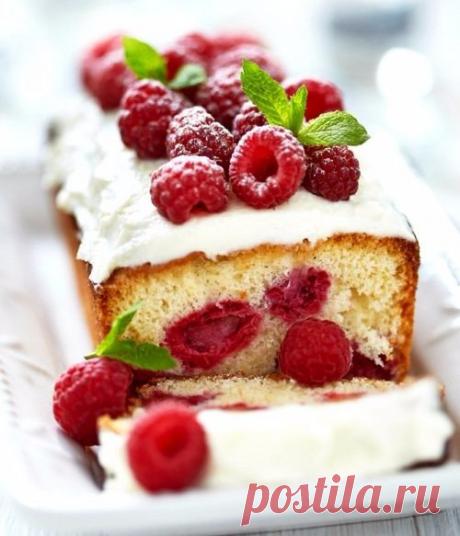 Лимонно-лаймовый кекс с малиной