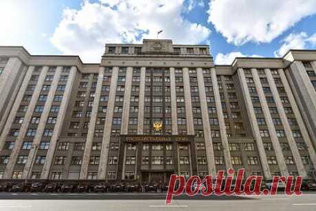 В Госдуме оценили отказ делегатов стран Балтии слушать речь Матвиенко. Отказ делегаций стран Балтии и Польши слушать речь спикера Совфеда Валентины Матвиенко в Афинах показывает нежелание этих стран вести диалог. «Это лишний раз подчеркивает безуспешность и бесперспективность той политики, которую ведут эти страны», — сказал депутат Госдумы Алексей Чепа.