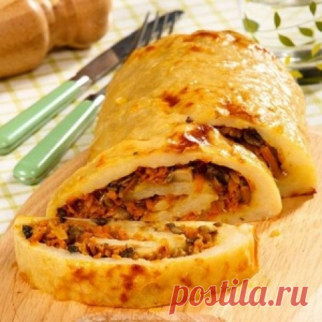 Мастер-класс: картофельный рулет с грибами, морковью и луком