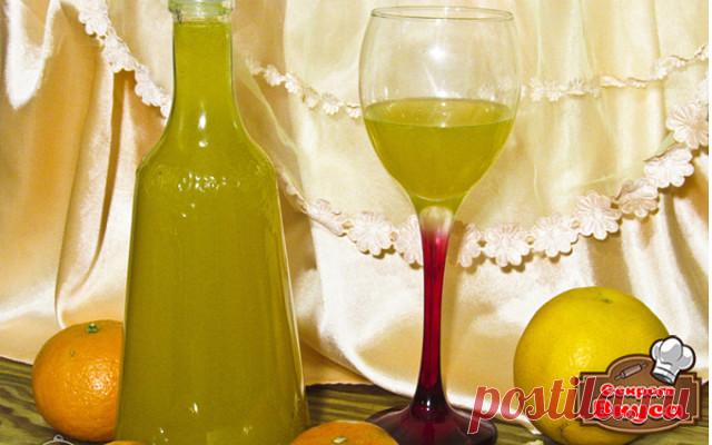 Домашний цитрусовый ликер

 Ингредиенты

Водка - 300 мл
Сахар - 200 г
Апельсин - 1 шт.
Лимоны - 2 шт.
Мандарины - 6 шт.