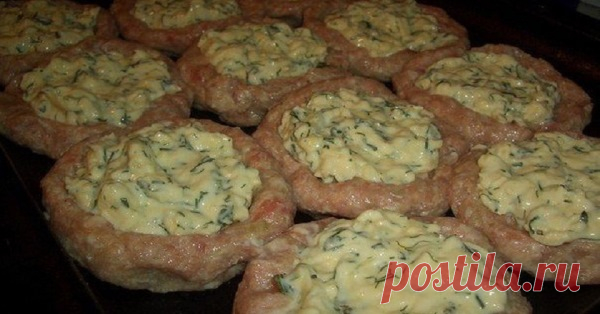 Гнезда из фарша с сыром
