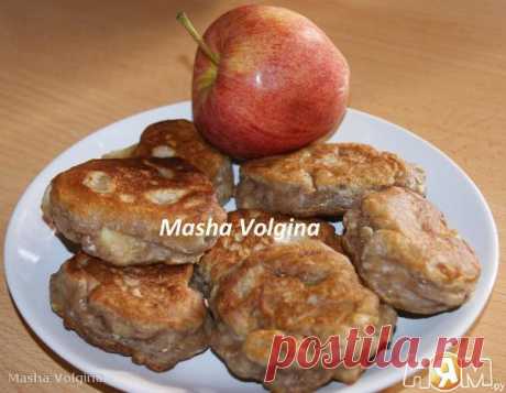 Оладики с яблоком и корицей - Рецепт с пошаговыми фотографиями - Ням.ру