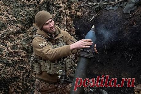 В России объяснили проблемы переговоров о заморозке конфликта с Украиной. Ведение переговоров о заморозке конфликта с Украиной на данный момент кажется сложным ввиду того, что неясно, с кем именно вести переговоры, объяснил в разговоре с «Лентой.ру» депутат Госдумы России Алексей Чепа. Он также добавил, что актуальным остается вопрос и о том, кто именно станет гарантом соблюдения соглашений.