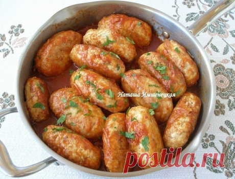 (Гречаники - обалденно вкусный рецепт для филе !  

Ингредиенты: 
- 500 гр филе (я использовала филе индейки, можно куриное) 
- 150 гр гречневой крупы 
- 2 яйца 
- 2 луковицы 
- 200 гр томатного соуса 
- соль, перец - по вкусу 
- мука для панировки 
- растительное масло для обжаривания