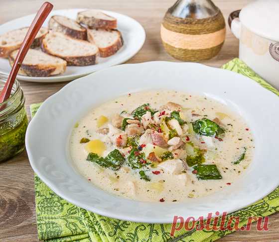 Сливочный суп с курицей и шпинатом на Вкусном Блоге Люблю супы со сливками за нежность вкуса и за достаточную сытность – не нужно вливать в себя большую миску, чтобы наесться. Сегодняшний суп – именно такой. Дополнительной нежности ему добавляем шпинат, который входит в состав. Сейчас, кстати, самое время готовить и есть свежий шпинат – сезон буйной зелени как-никак, надо…