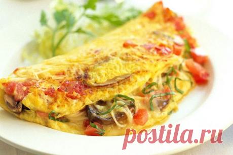 Сытный омлет с грибами, помидорами и сыром