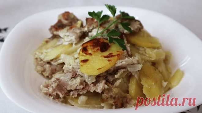 Картофель со свининой в духовке, простое и очень вкусное блюдо | Покулинарим | Пульс Mail.ru