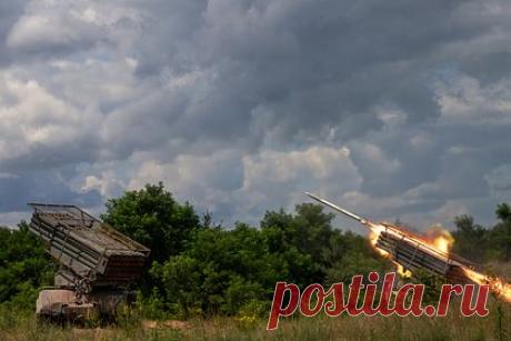 Успешное наступление России под Харьковом назвали ударом для ВСУ. Успешное наступление Российской армии в Харьковской области на фоне неудач ВСУ в Запорожье станет страшным ударом для Киева. По словам американского полковника морской пехоты США в отставке Марка Канчиана, в случае перехода территорий под Харьковом под контроль ВС РФ западные союзники Украины будут разочарованы.