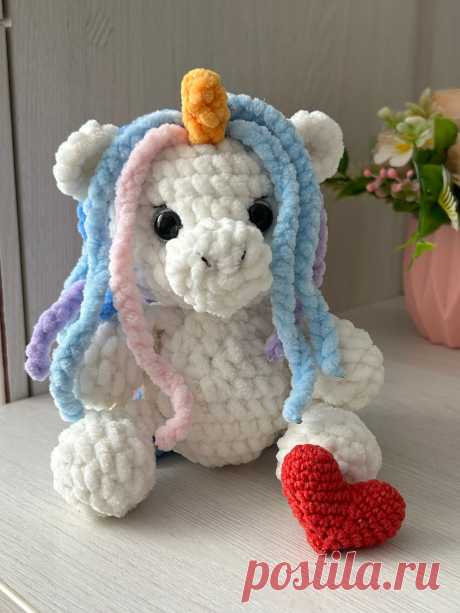 PDF Единорожка Маргошка крючком. FREE crochet pattern; Аmigurumi toy patterns. Амигуруми схемы и описания на русском. Вязаные игрушки и поделки своими руками #amimore - плюшевый единорог, единорожка из плюшевой пряжи.