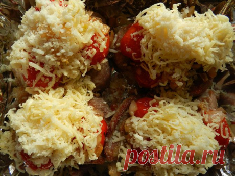 Бёдра индейки, запечённые с сыром и черри. Простой и быстрый рецепт. - Вкусные рецепты