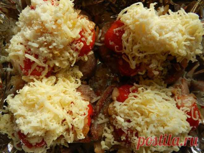 Бёдра индейки, запечённые с сыром и черри. Простой и быстрый рецепт. - Вкусные рецепты