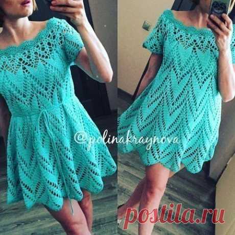 ПЛАТЬЕ-ТУНИКА 

Размеры: 36/38 (40/42)
Вам потребуется: 350 (400) г розовой пряжи Luxor (100% хлопка. 120 м/50 г); крючок №3(№ 3.5).

 Топ вяжется одним полотном сверху вниз. Стрелка на выкройке - направление вязания.
Основной узор: число петель кратно 13. Вязать круговыми рядами по схеме. Повторять петли раппорта. Связать 1 раз с 1-го по 38-й р. Плотность вязания: 1 раппорт (20-й—30-й р.) и 7 р. = 16 (18) х 10 (11) см.

Описание работы: крючком № 3 (№ 3.5) связать цепочку...