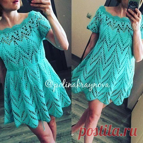 ПЛАТЬЕ-ТУНИКА 

Размеры: 36/38 (40/42)
Вам потребуется: 350 (400) г розовой пряжи Luxor (100% хлопка. 120 м/50 г); крючок №3(№ 3.5).

 Топ вяжется одним полотном сверху вниз. Стрелка на выкройке - направление вязания.
Основной узор: число петель кратно 13. Вязать круговыми рядами по схеме. Повторять петли раппорта. Связать 1 раз с 1-го по 38-й р. Плотность вязания: 1 раппорт (20-й—30-й р.) и 7 р. = 16 (18) х 10 (11) см.

Описание работы: крючком № 3 (№ 3.5) связать цепочку...