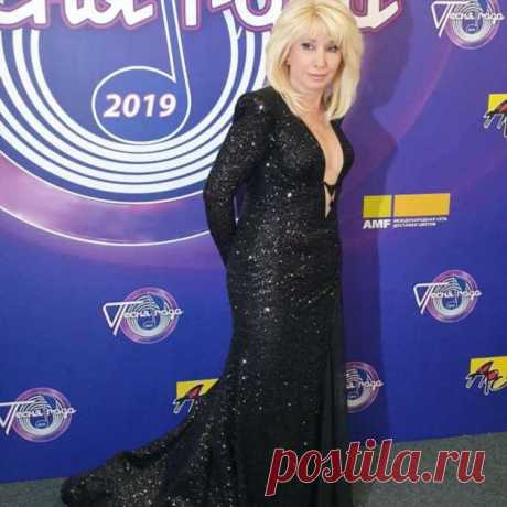 Ирина Аллегрова (67 лет) на «Песне года» | Люблю Себя
