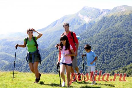 Франц Ксавьер Майр.
Основоположник метода оздоровительного очищения от шлаков Франц Ксавьер Майр был австрийским врачом, специалистом в области гастроэнтерологии. Его первоначальные профессиональные интересы распространялись на область диагностики нарушений пищеварения, особенно болезней кишечника.