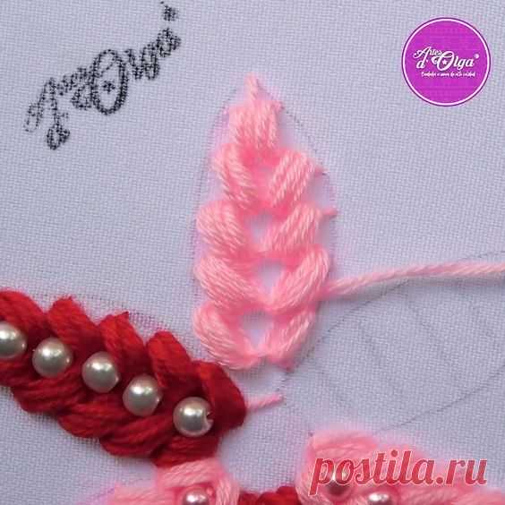 Aprende a bordar una flor elegante a través de este paso a paso.
