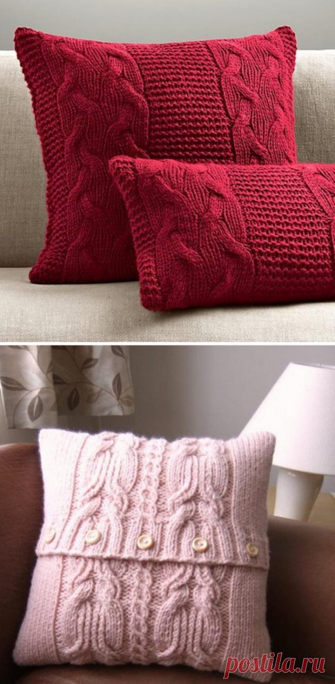 Уютные идеи для подушек из старых свитеров