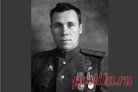 “Трупами завалили…”Этот пулеметчик за сутки отразил 19 атак и убил 311 немцев (3 фото) | Чёрт побери Благодаря умелым действиям отважного пулеметчика Вячеслава Чемодурова были сорваны планы гитлеровцев по окружению его роты, а 3-й батальон, где служил меткий сержант, отбил у противника белорусское село. В октябре 1943 года шли упорные бои за освобождение Белоруссии. Противник сосредоточил на этом участке фронта большие резервы в живой силе и технике, подготовил глубоко эше...