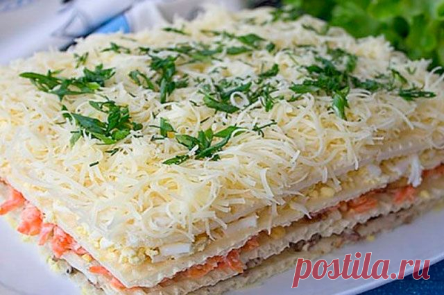 Пять рецептов закусочного торта из вафельных коржей
Рыбный
Острый селедочный
Курник
Печеночный торт с глазурью
Мясной