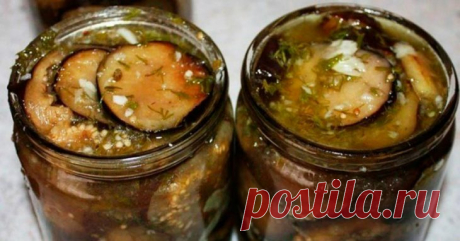 Маринованные баклажаны с чесноком и орехами: исчезают со стола первыми - Советы и Рецепты Маринованные баклажаны Баклажан — король летнего и зимнего меню. Летнего, потому что из овоща легко получается приготовить и сытное горячее, и аппетитную закуску. А зимнего, потому что закрутки с баклажанами исчезают из кладовой первыми. Мы предлагаем отличный вариант закуски из баклажанов для заготовки на зиму. Пряная, с умеренной остротой, она понравится любителям пикантных комбинаций. Особый …