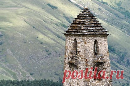 Приложение с 3D-моделями древних башен создадут в Ингушетии. В Ингушетии в следующего году создадут приложение с 3D-моделями самых крупных средневековых башенных комплексов, расположенных в Джейрахском районе республики. Разработчики хотят воссоздать быть древних ингушей. Работа над проектом начнется в ближайшее время, приложение планируется представить весной 2024 года.