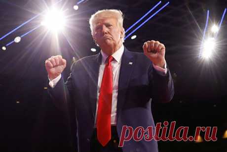Трамп предстанет перед судом из-за песни. Бывший президент США Дональд Трамп с большой вероятностью предстанет перед судом из-за иска регги-музыканта Эдди Гранта. Ранее исполнитель подал заявление на политика и его администрацию за использование песни Electric Avenue в рекламе предвыборной кампании в 2020 году. Грант сообщил о нарушении авторских прав.