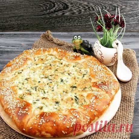Галета с сыром, зелёным луком и яйцом