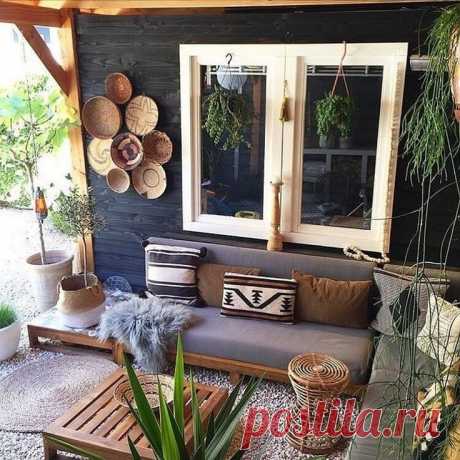 (6) Facebook