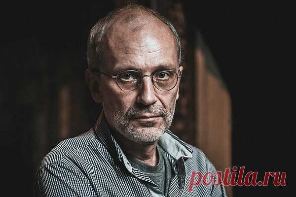 5 цитат Александра Гордона о жизни, над которыми хочется думать
  Александр Гордон — это принц для интеллектуалок 40+. С ним есть...
Читай пост далее на сайте. Жми ⏫ссылку выше