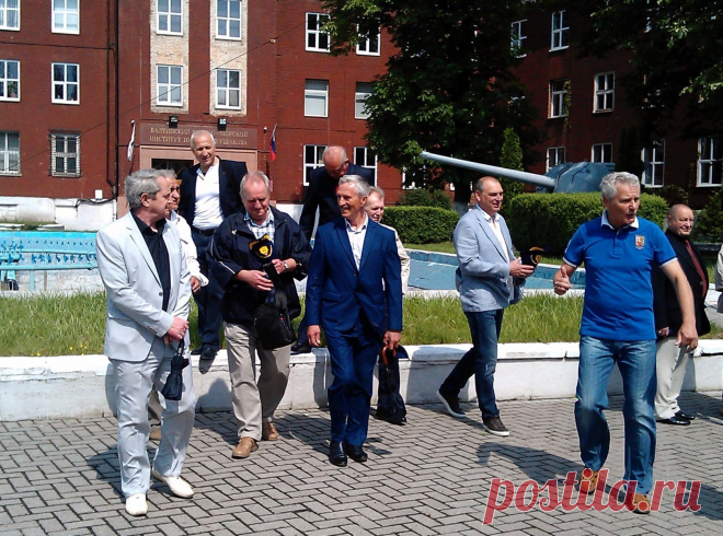 (9) Одноклассники