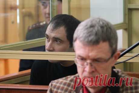 Суд ужесточил приговор одному из участников ростовской «банды амазонок». Третий апелляционный суд ужесточил наказание участнику «банды амазонок» Сергею Синельнику, приговоренному к 25 годам колонии за совершенные преступления на юге России, до пожизненного заключения в колонии особого режима. С представлением об этом в суд обратилась прокуратура Ростовской области.