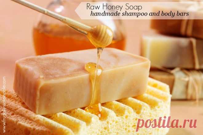 How to Make Soap :: A Recipe for Raw Honey Shampoo and Body Bars
