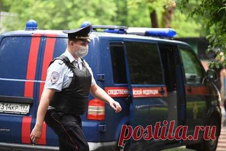 Двое российских детей утонули в реке. В Астраханской области во время купания в реке утонули двое детей. Об этом сообщается на сайте регионального управления Следственного комитета (СК). По данным следователей, погибли дети шести и восьми лет. Они отпросились у бабушки поиграть в поселке Ямное Володарского района 12 сентября, их мать в это время работала.