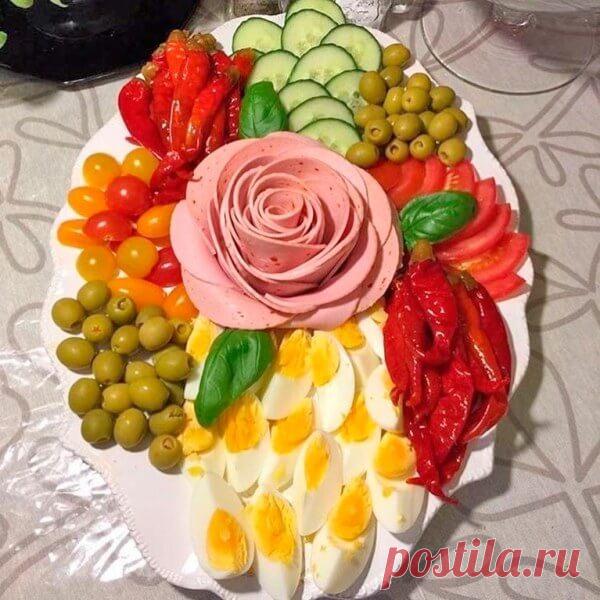 Простое, но такое красивое оформление нарезок! Топ-9 идей для украшения | МАКЛУША