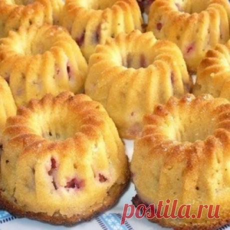 "Маффины на кефире со смородиной «Чудо-ягода»" - МирТесен