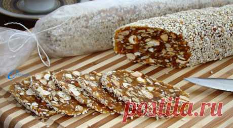 Финиковая колбаса