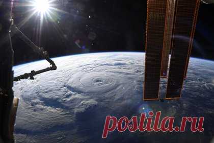 Изготовление штатных аппаратов «Скиф» начнется в России в 2024 году. В «Роскосмосе» рассказали, что штатные спутники «Скиф», которые войдут в одноименную орбитальную группировку, начнут изготавливать в 2024 году. «Сейчас идет разработка эскизного проекта, на следующий год запланирована комплектация и начало изготовления», — подчеркнули эксперты.