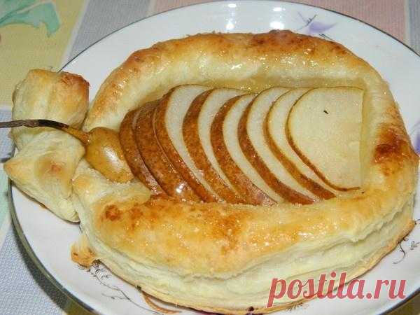 Вкусные слойки с грушами, яблоками