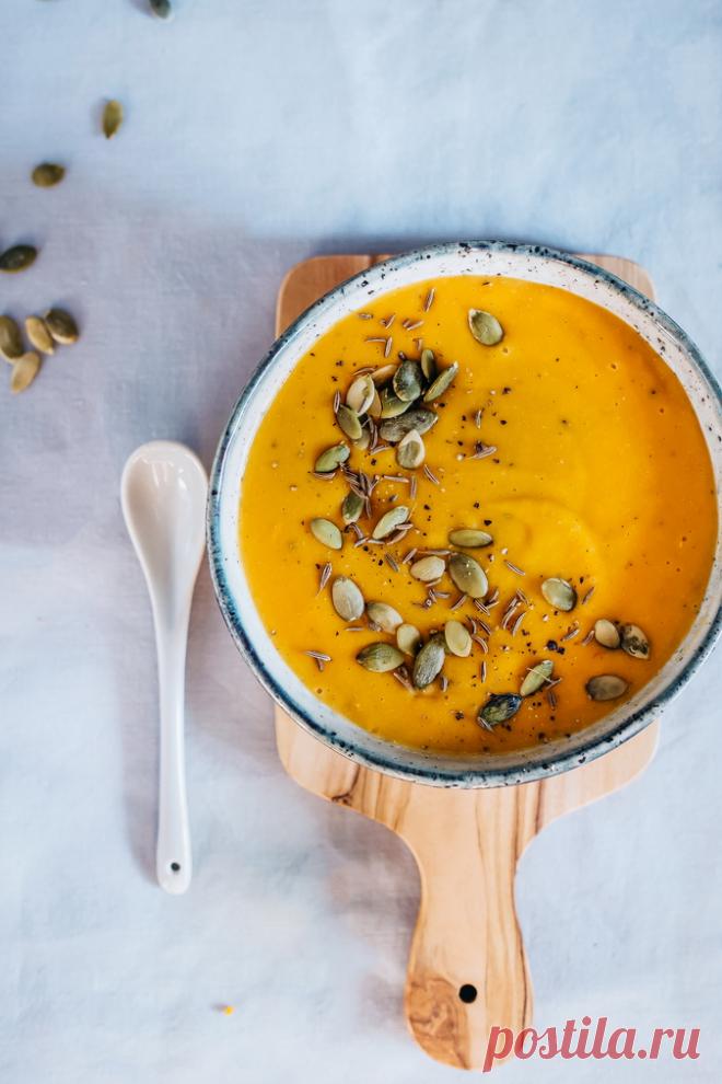 Healing Red Lentils and Turmeric Soup | Detox DIY