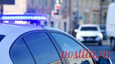 В Москве рецидивист продал стоявший на заправке чужой автомобиль. Рецидивист продал знакомым стоявший на АЗС в Москве автомобиль. Читать далее