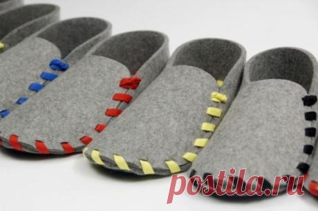 Девочки, берите на заметку! В жизни пригодится!
1. Два варианта самой простой обуви за полчаса - один шов и готово!  
2. Модный шарф за полчаса, не умея вязать!
3. Оригинальные способы завязать платок на голове.