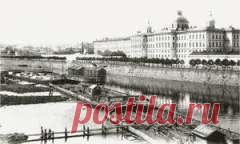 Сегодня 02 мая в 1764 году По приказу Екатерины II заложен Воспитательный дом «приема и призрения подкидышей и бесприютных детей»