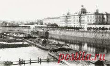 2 мая в 1764 году По приказу ЕКАТЕРИНЫ II заложен Воспитательный дом «приема и призрения подкидышей и бесприютных детей»