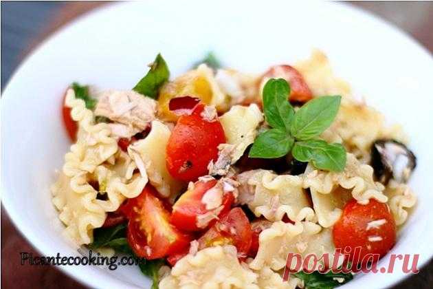 Холодный салат из макарон и тунца в итальянском стиле | Picantecooking