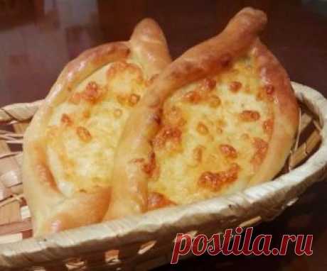 Сырные хачапури