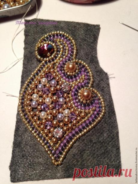 Вышиваем бисером брошь в осенних тонах