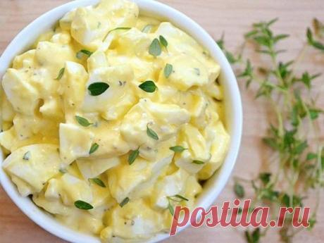 Салат с кальмарами и яйцом - рецепт с фото / Простые рецепты